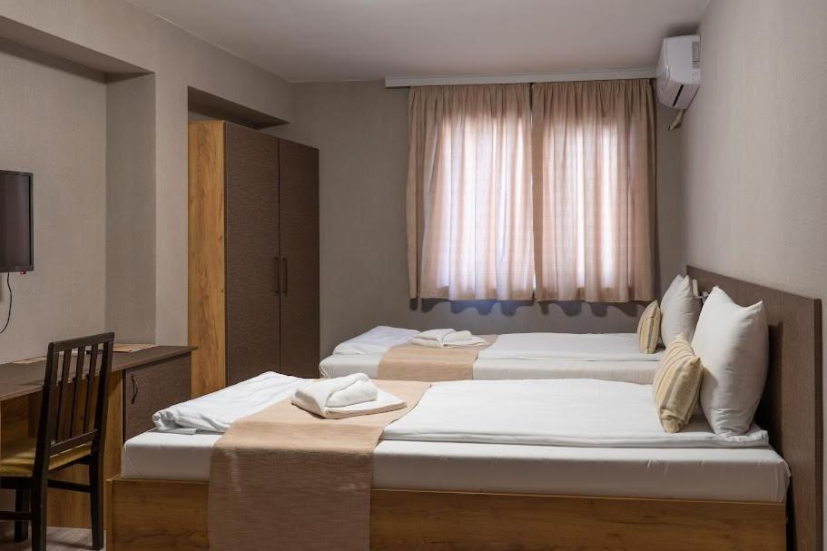 Tryavna Lake Hotel & Spa Exterior photo